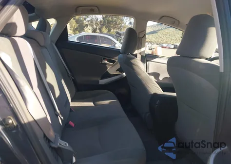 2012 Toyota Prius Two z USA, uszkodzony, nr VIN JTDKN3DU8C5390586